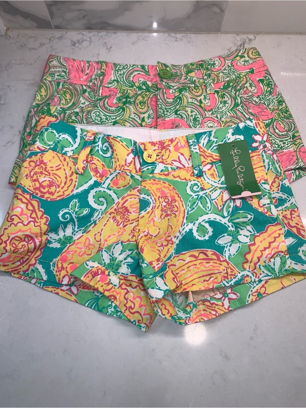 NEW Lilly Pulitzer Teal, Yellow & Pink Paisley Walsh Shorts Size 000 Set - Picture 1 of 16